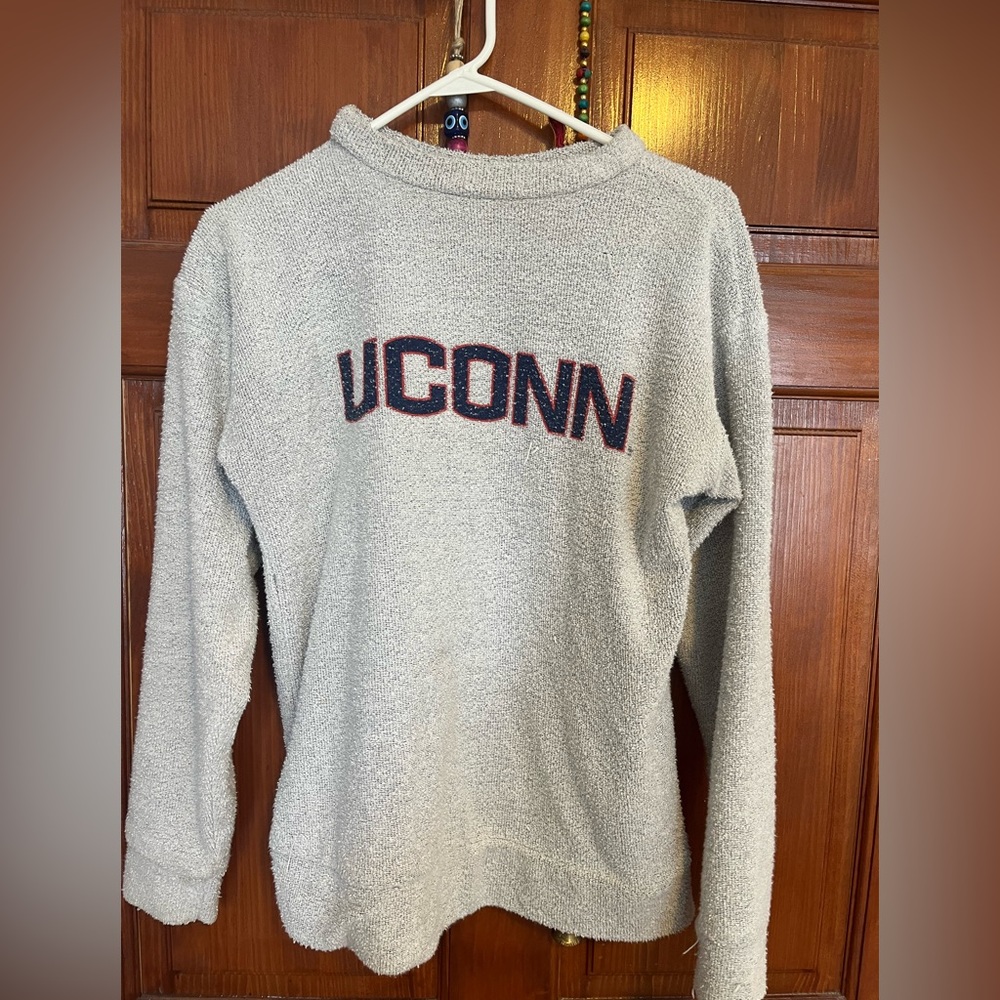 Vintage UConn Wooly Thread Grey Sweatshirt